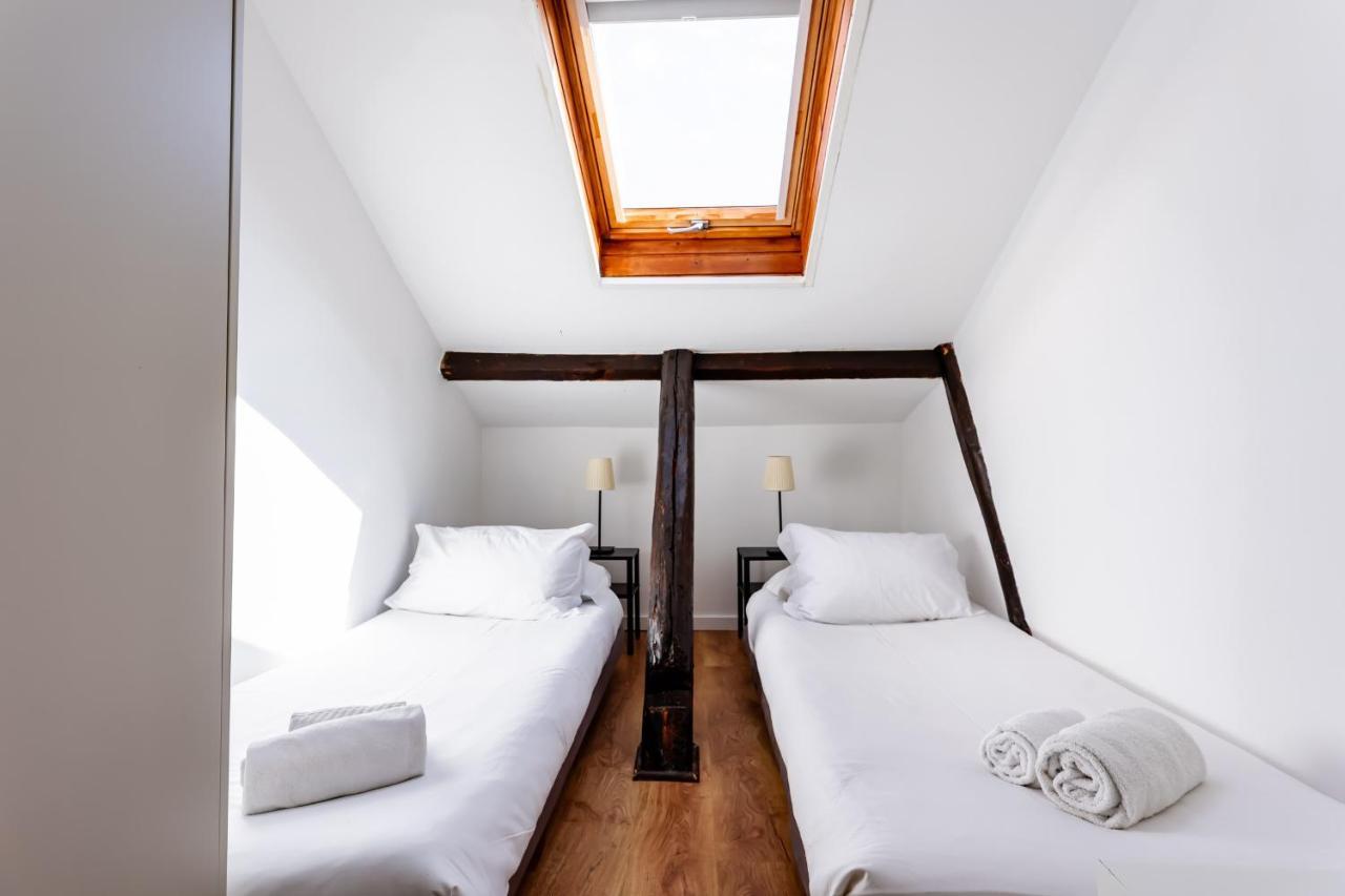 Cozy 3 Bedroom Apt In Lively Bairro Alto ลิสบอน ภายนอก รูปภาพ